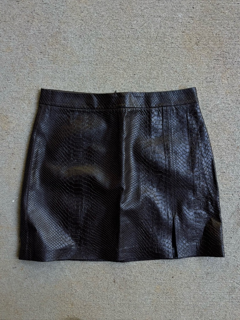 Aritzia Wilfred Faux Snake Skin Patio Mini Skirt Size 10